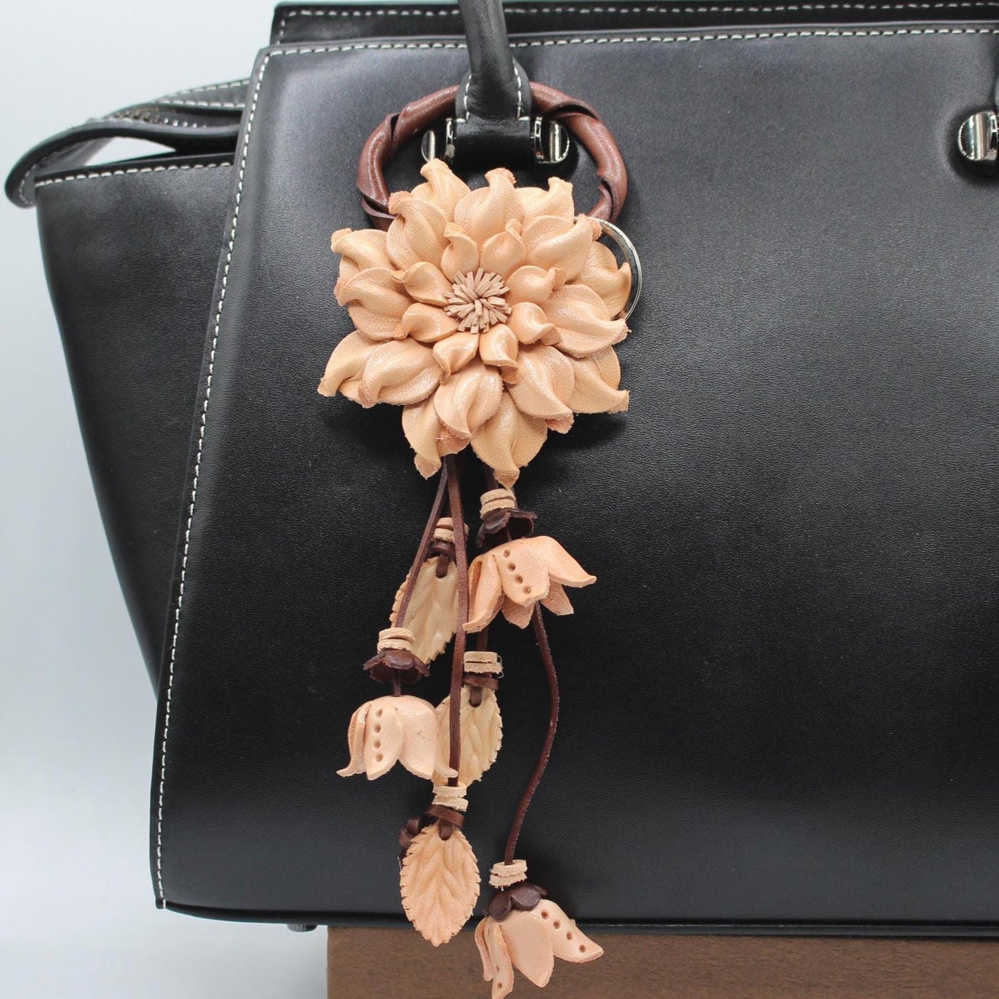 Genuine Handmade Leather Flower Keychain daisy purse charm bag charm natural color
