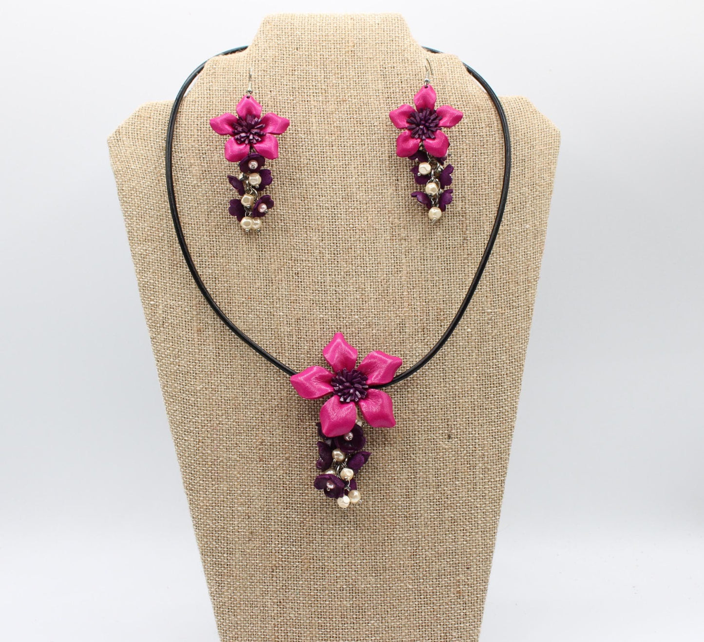 Genuine Handmade Leather Flower Necklace with Earrings Set Jewelry Set Necklace Earrings pink
