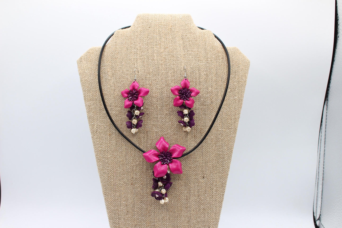 Genuine Handmade Leather Flower Necklace with Earrings Set Jewelry Set Necklace Earrings pink