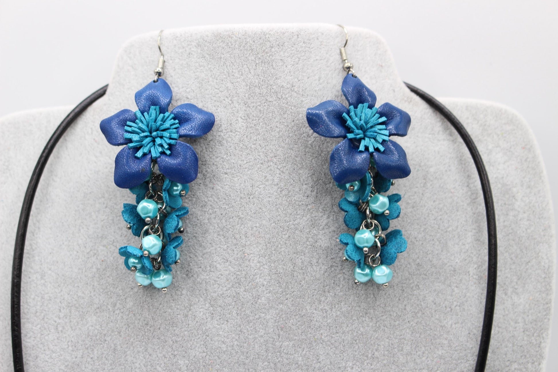 Genuine Handmade Leather Flower Necklace with  Earrings Set Cobalt & Turquoise Floral Jewelry Set Necklace  Earrings