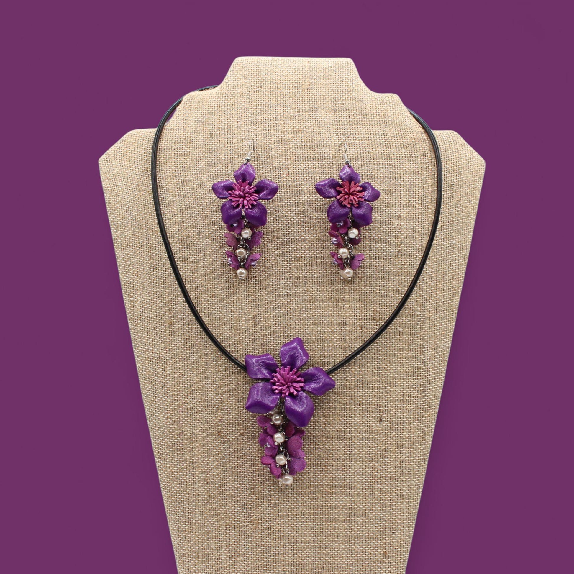 Genuine Handmade Leather Flower Necklace with  Earrings Set Jewelry Set Necklace  Earrings purple