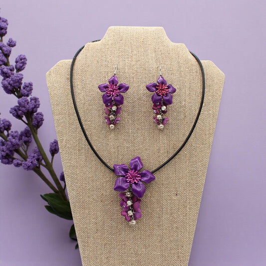 Genuine Handmade Leather Flower Necklace with  Earrings Set Jewelry Set Necklace  Earrings purple