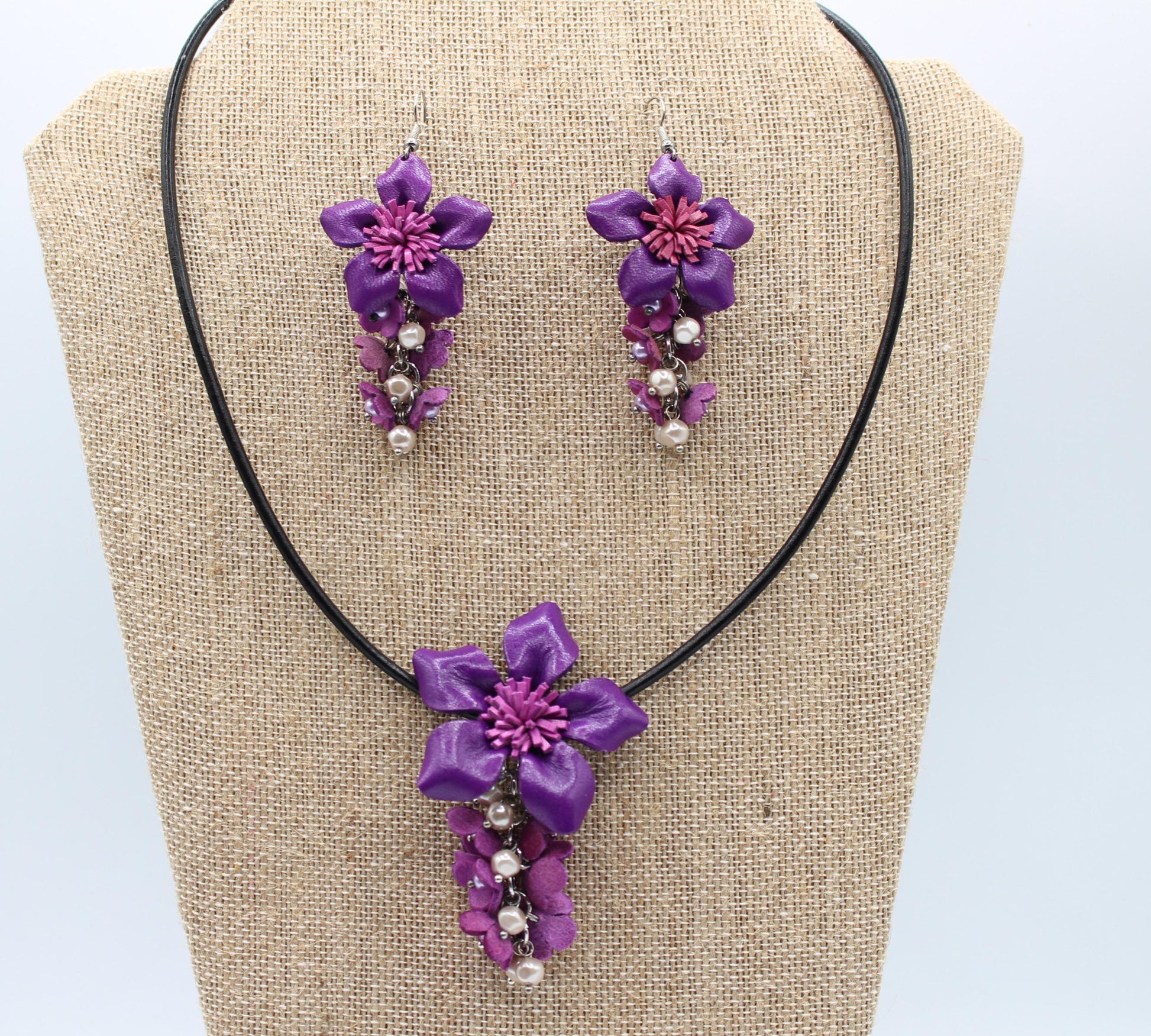 Genuine Handmade Leather Flower Necklace with  Earrings Set Jewelry Set Necklace  Earrings purple