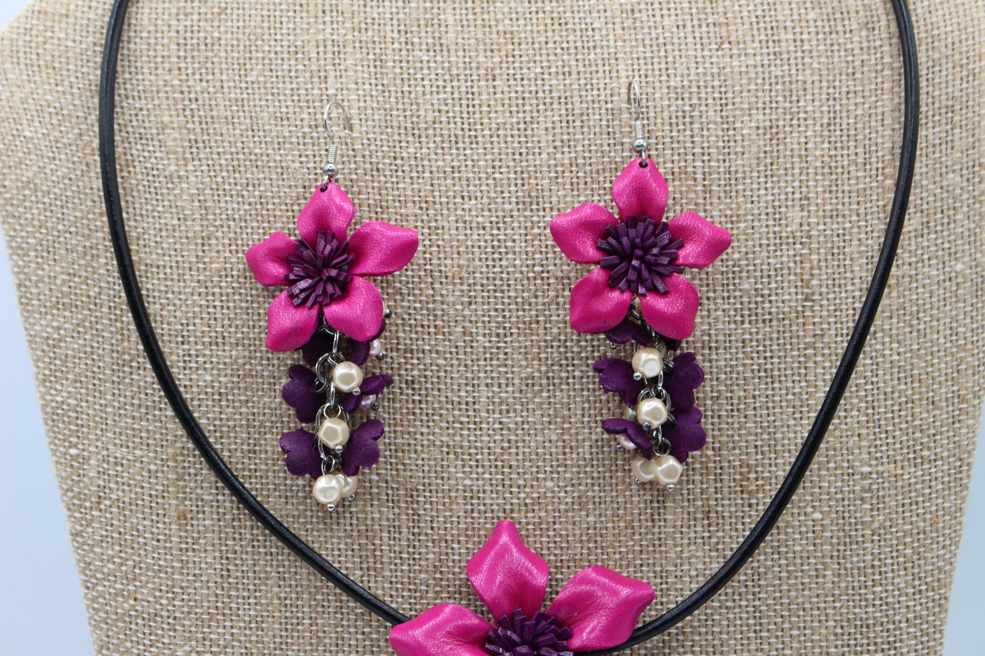 Genuine Handmade Leather Flower Necklace with  Earrings Set Jewelry Set Necklace  Earrings pink